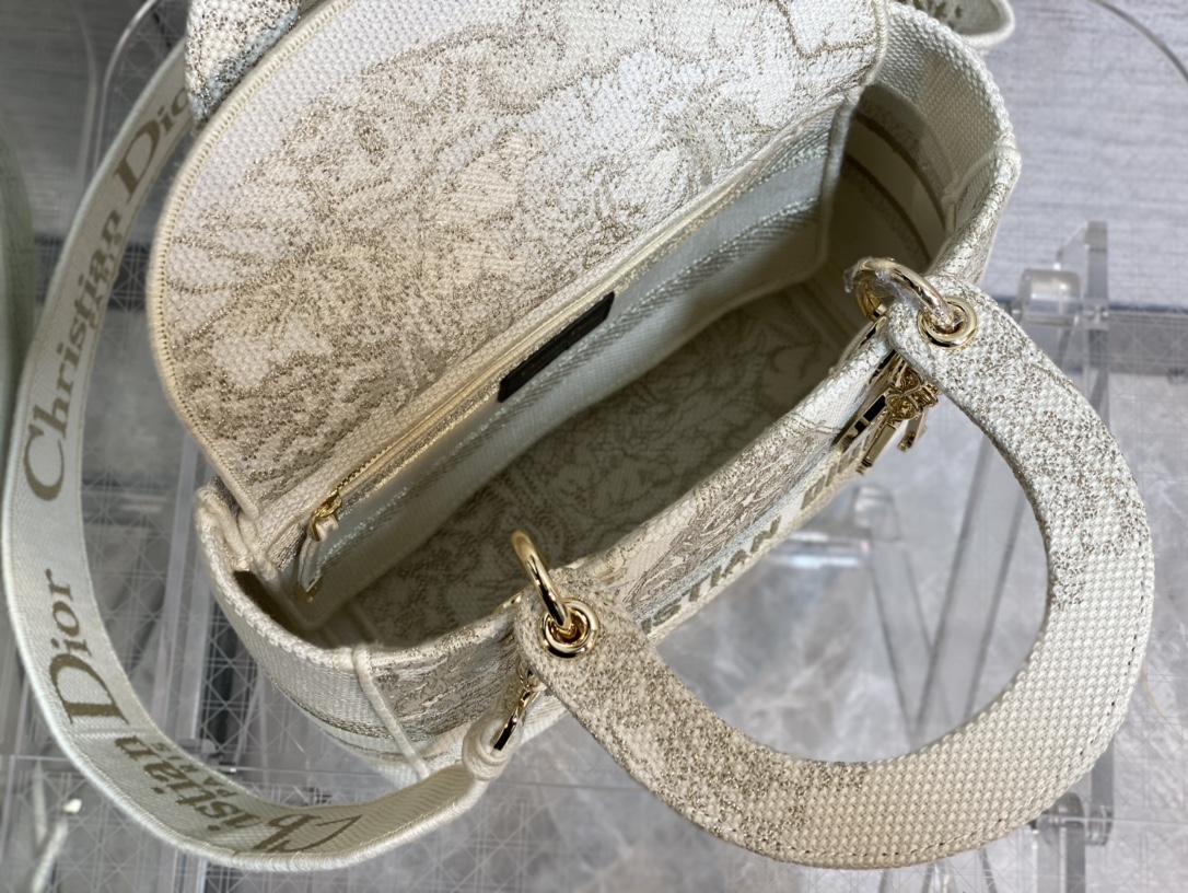 D*or medium lady d-lite bag