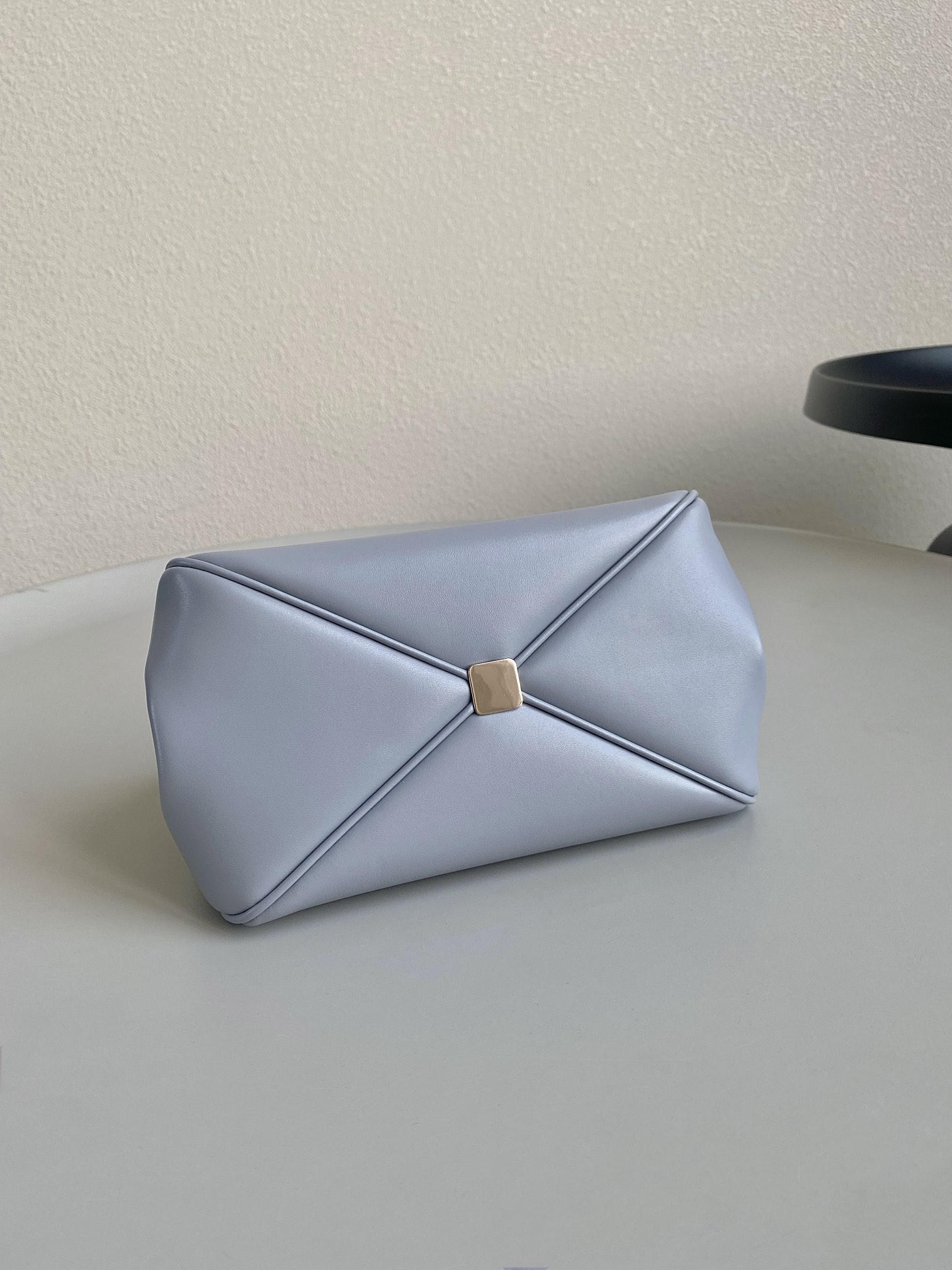 small D*or key bag