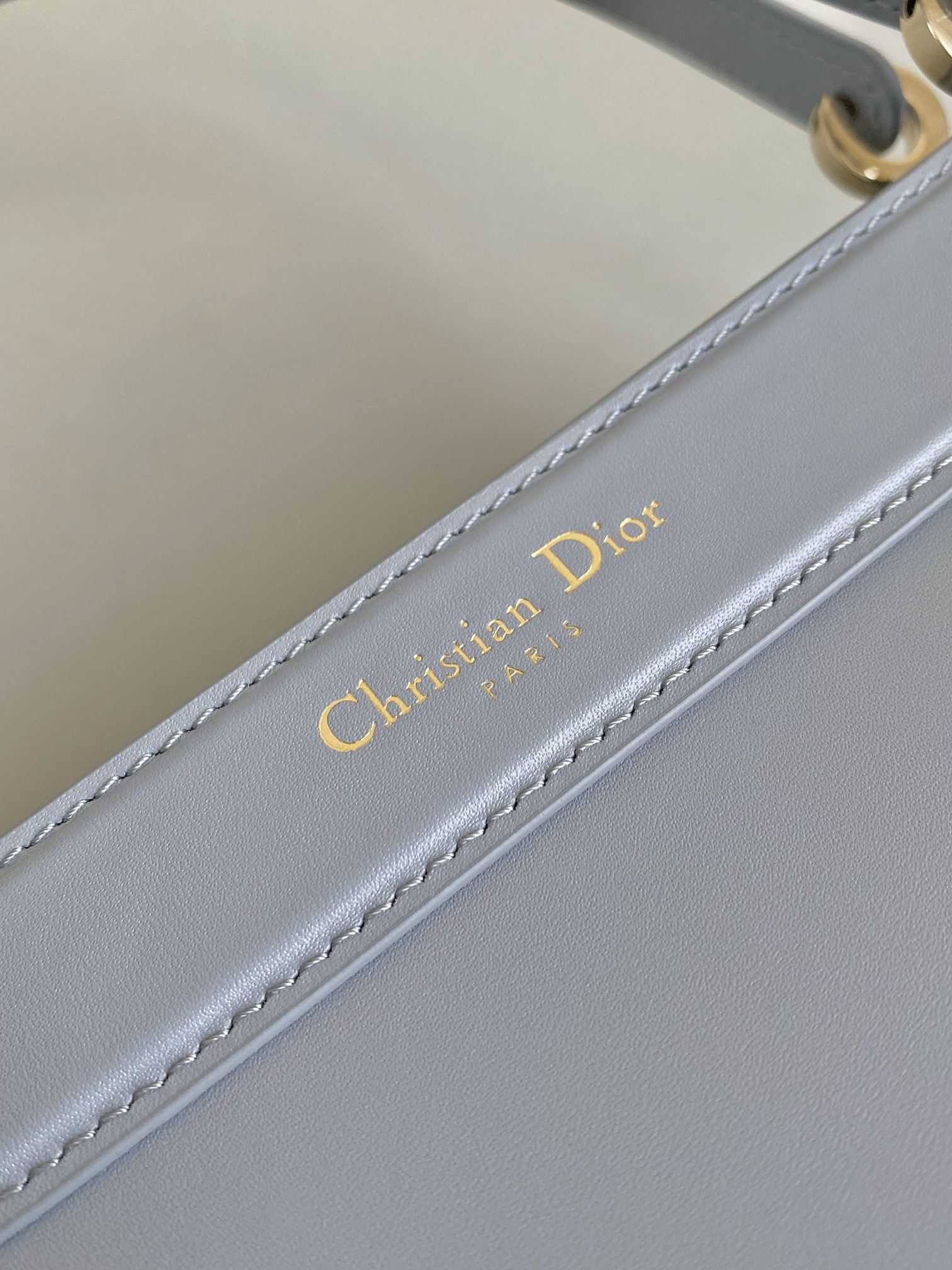 small D*or key bag