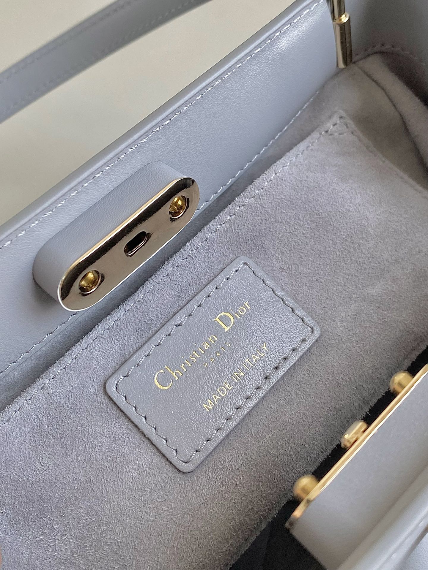 small D*or key bag