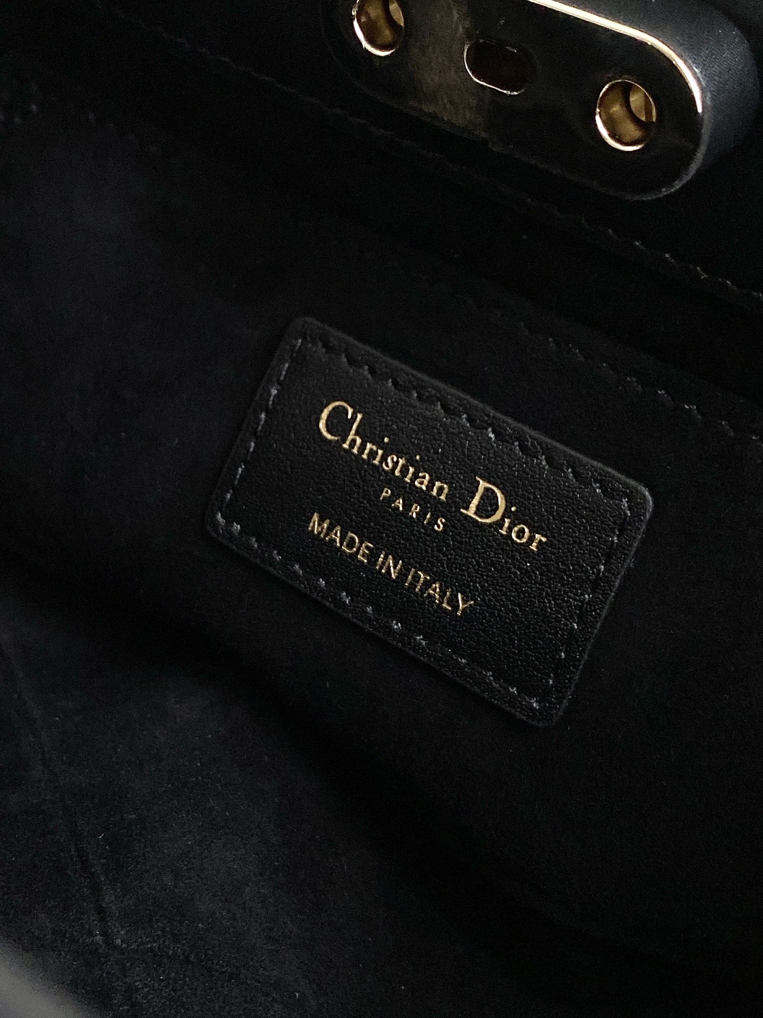 small D*or key bag