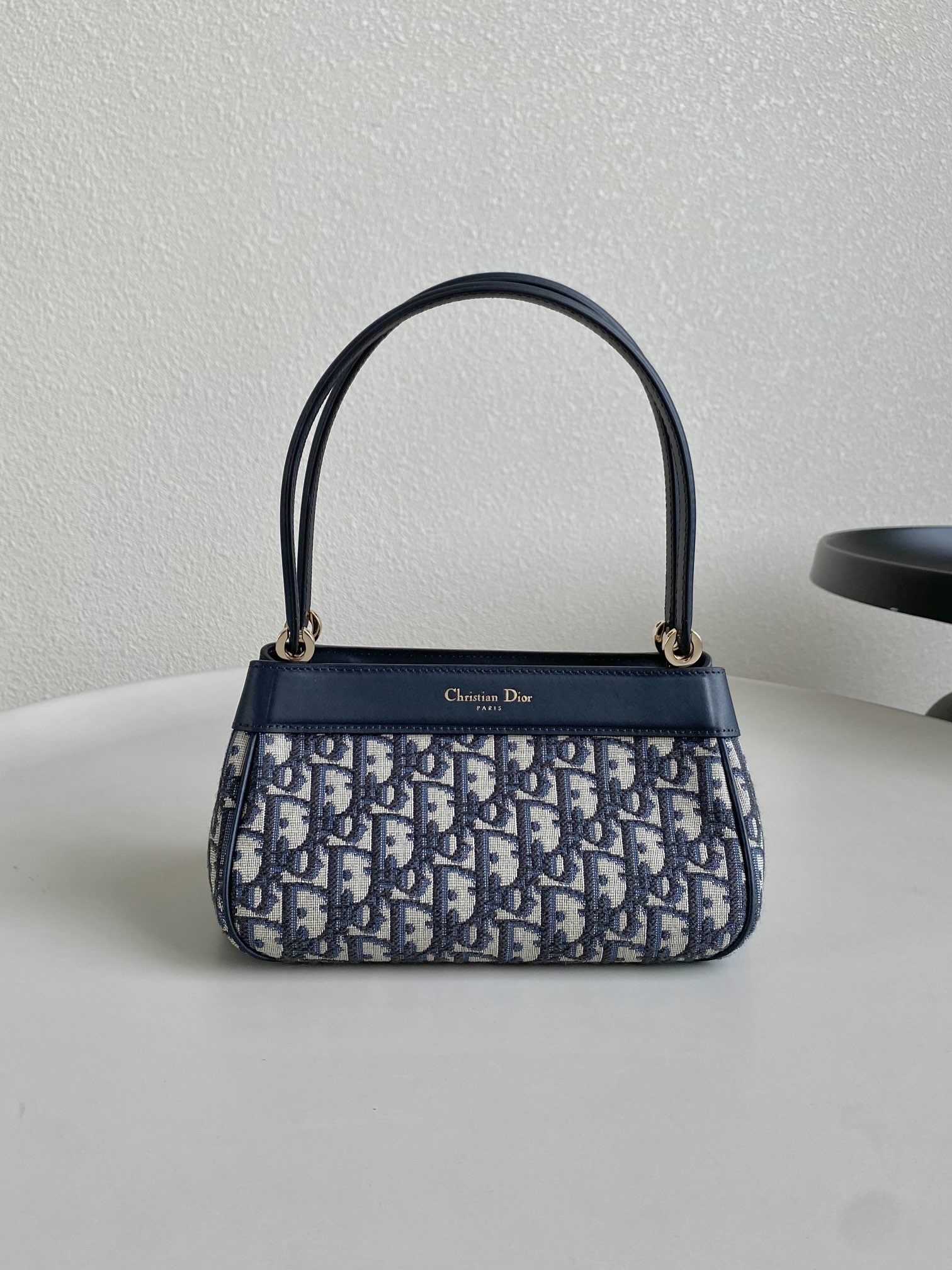 small D*or key bag