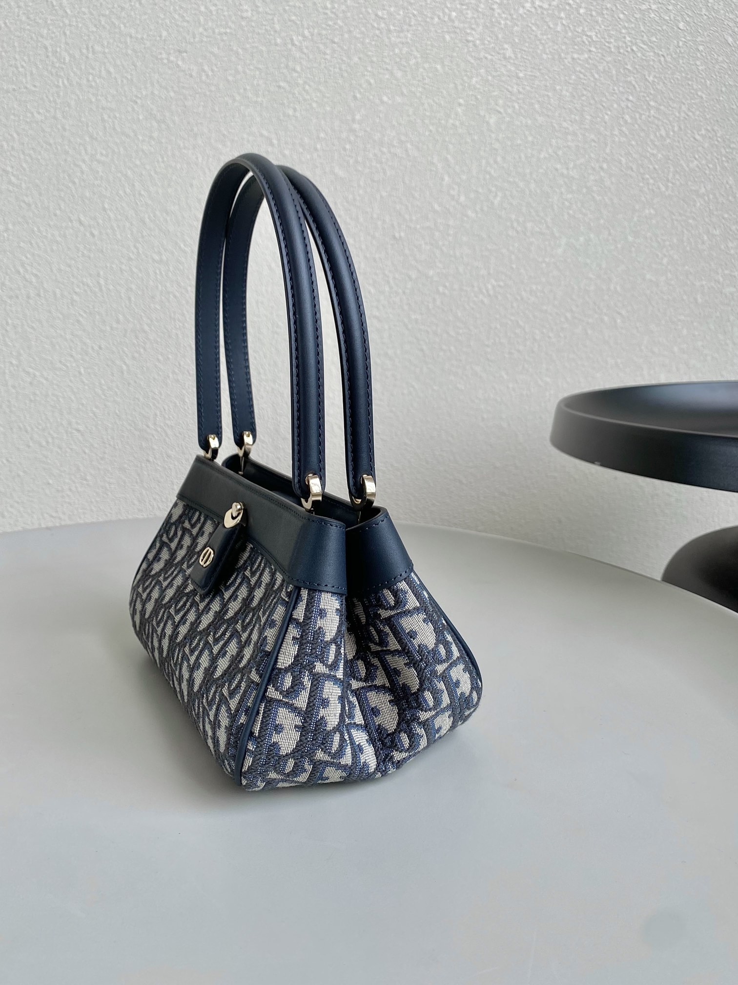 small D*or key bag