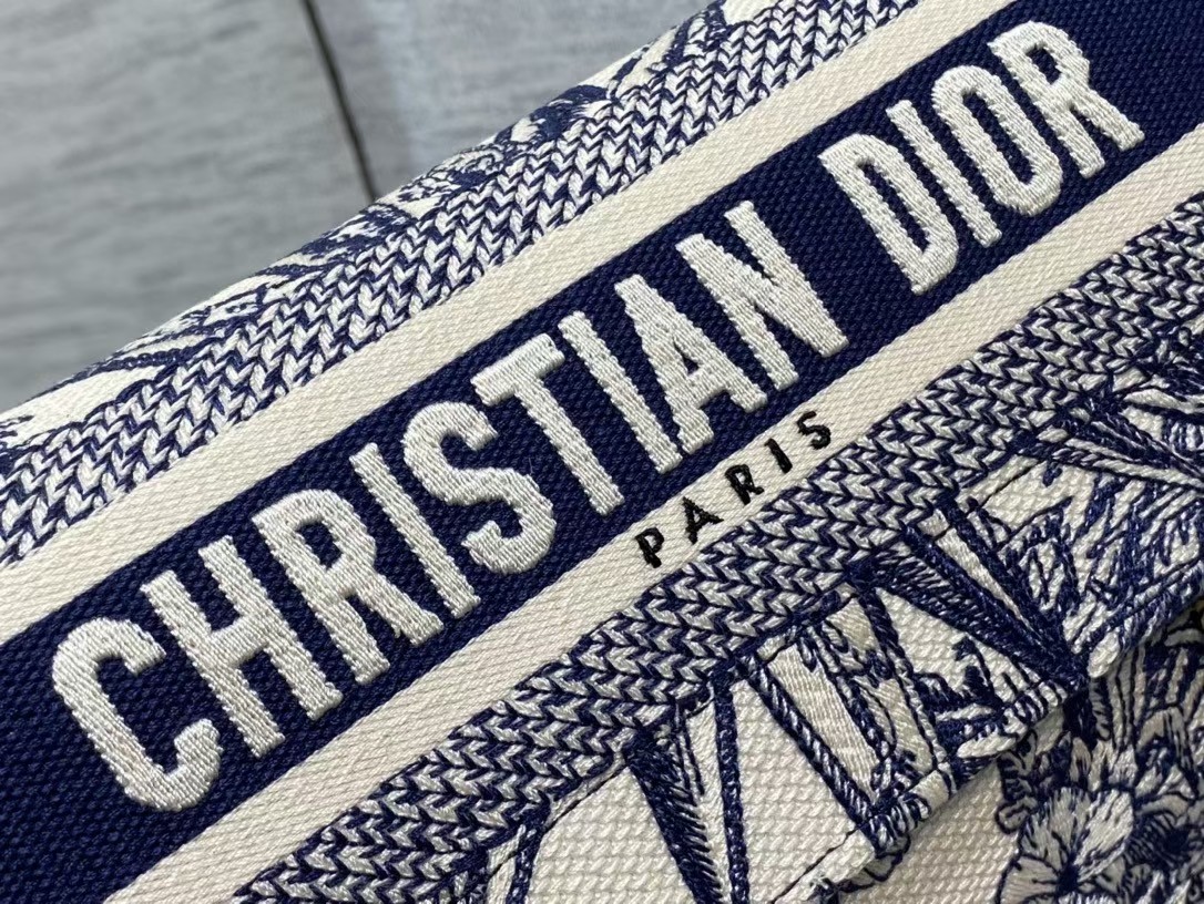 small D*orcamp bag