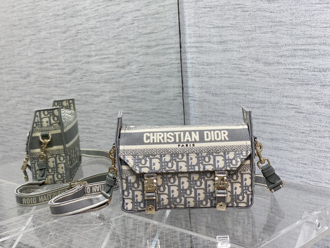 small D*orcamp bag