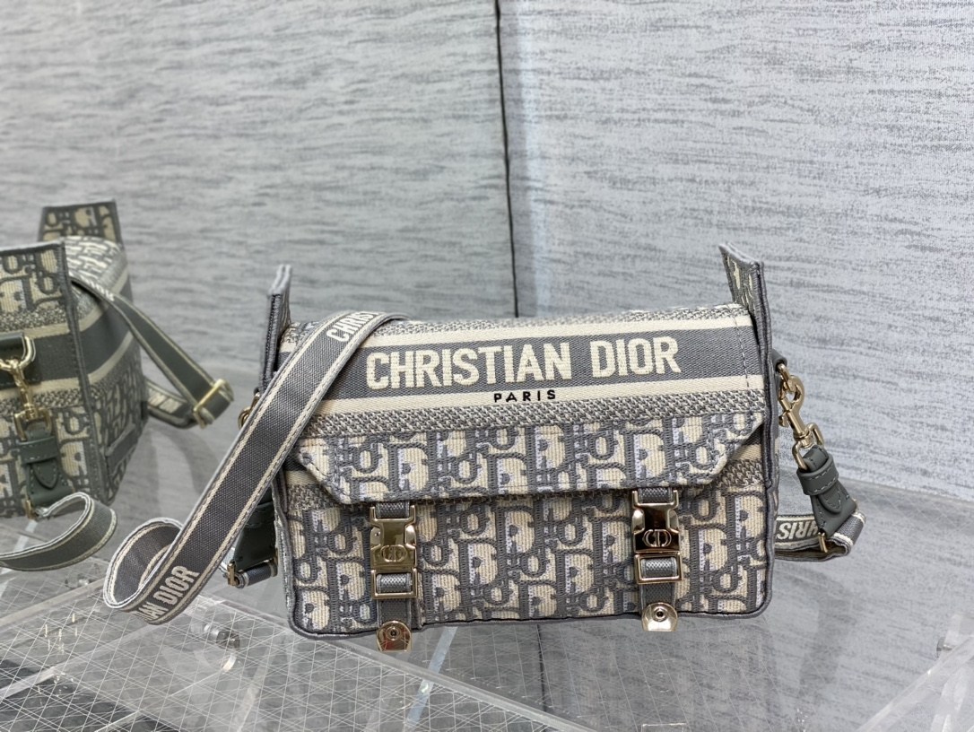 small D*orcamp bag