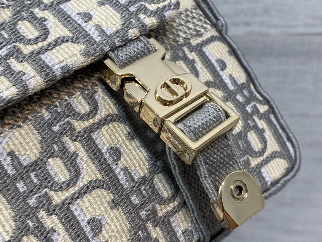 small D*orcamp bag