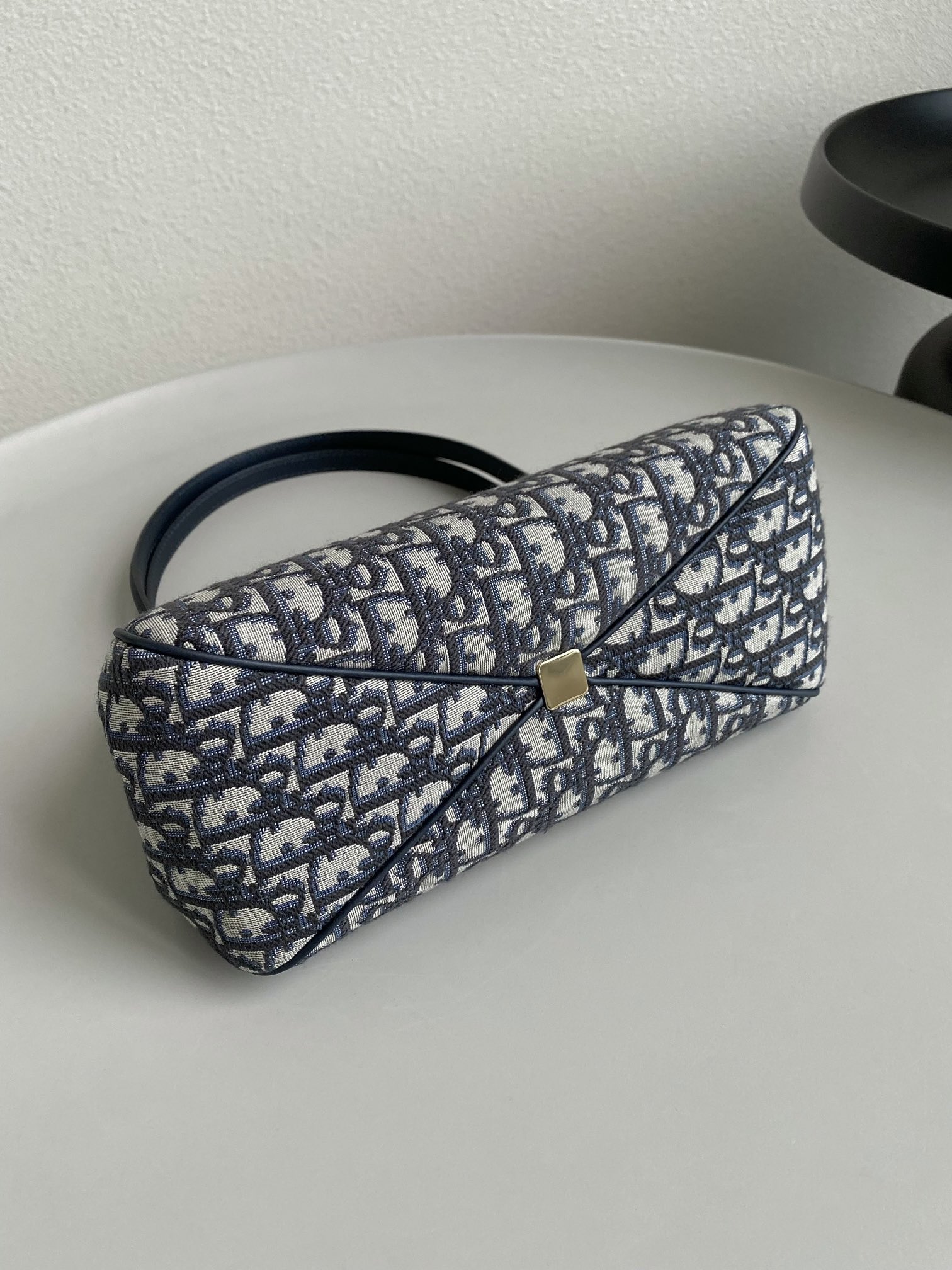 medium D*or key bag