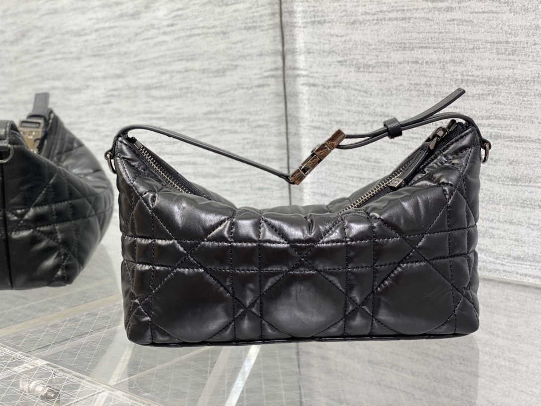 medium D*ortravel nomad pouch