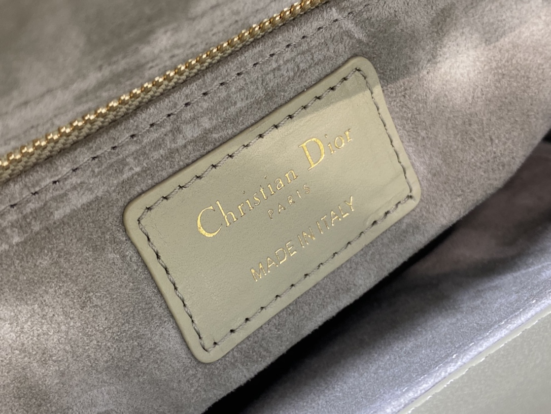 small lady D*or bag