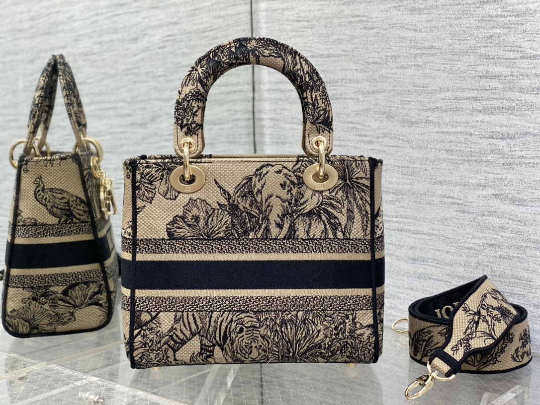 D*or medium lady d-lite bag
