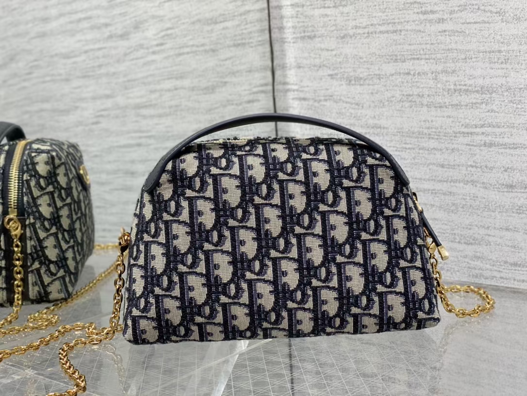 D*or 30 montaigne bag