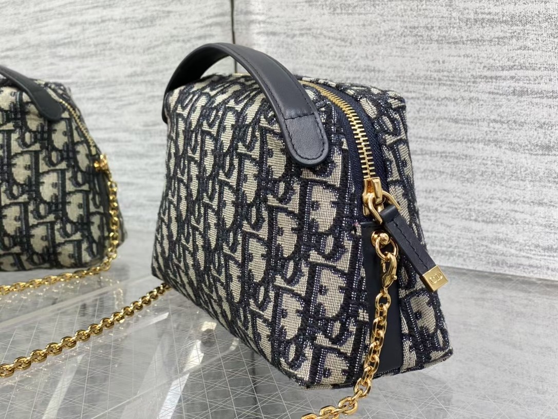 D*or 30 montaigne bag