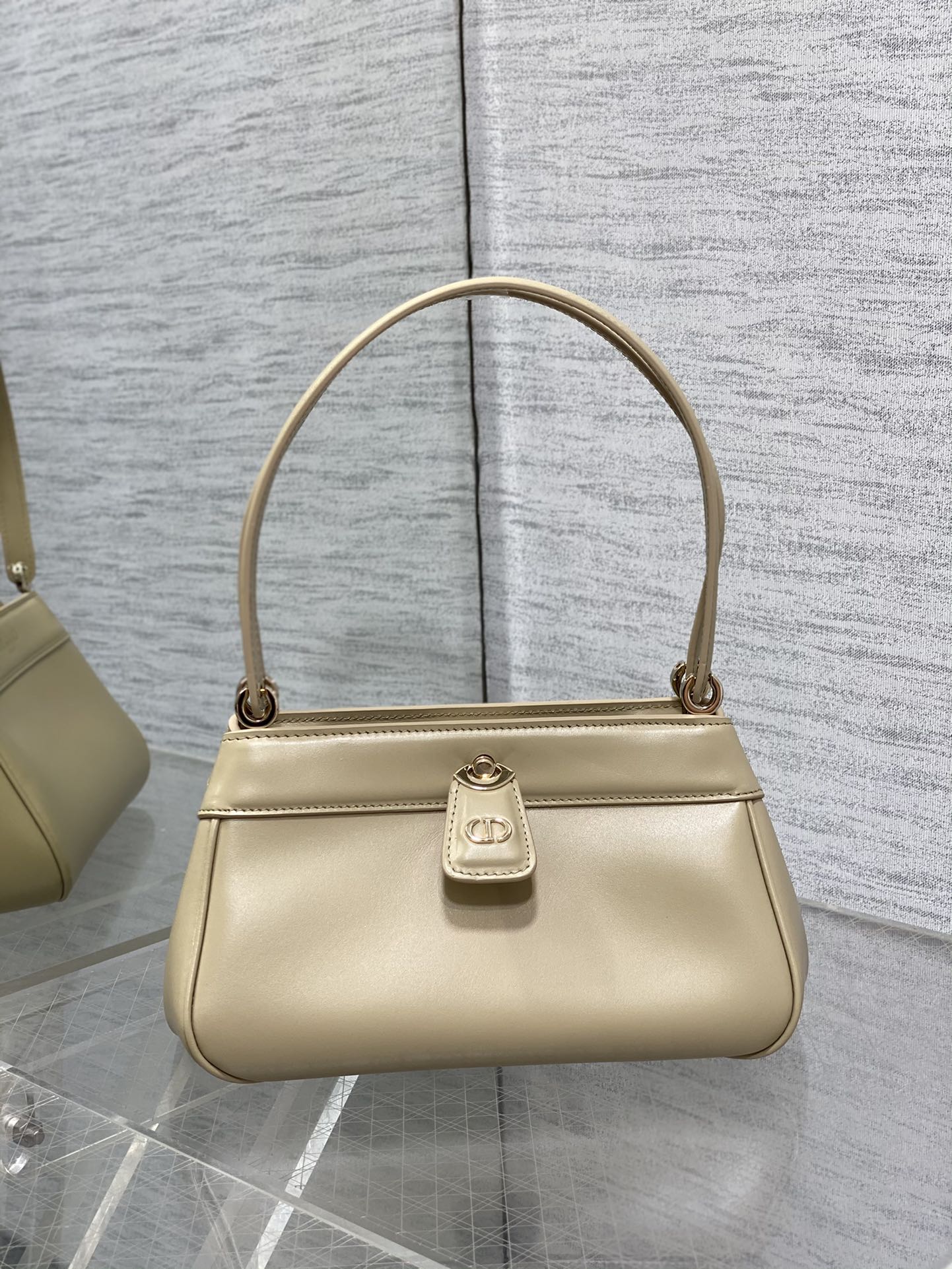 small D*or key bag