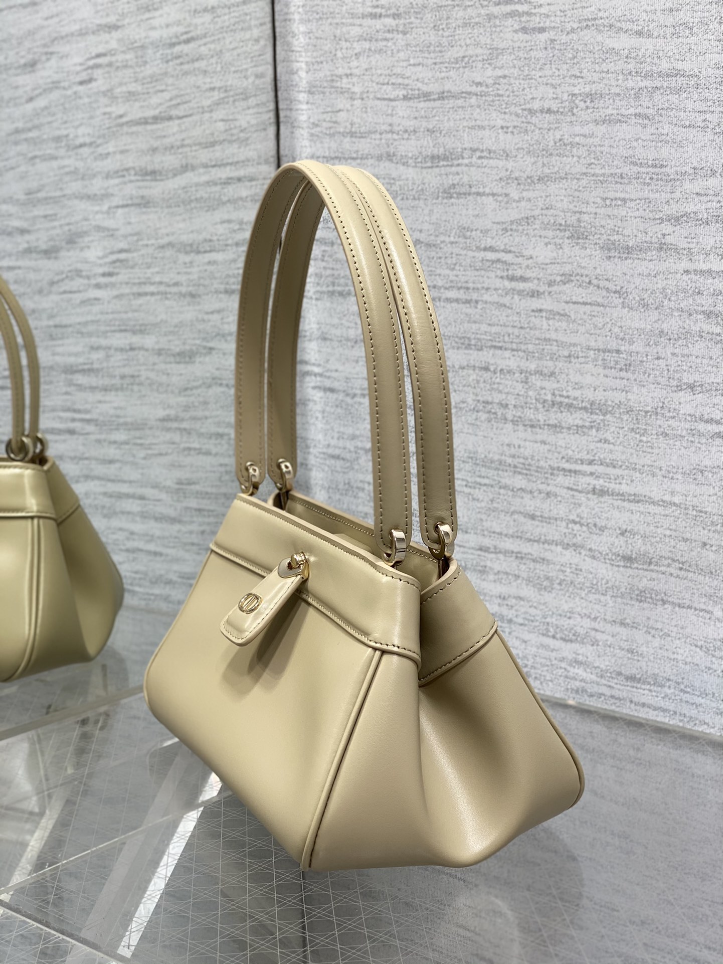 small D*or key bag
