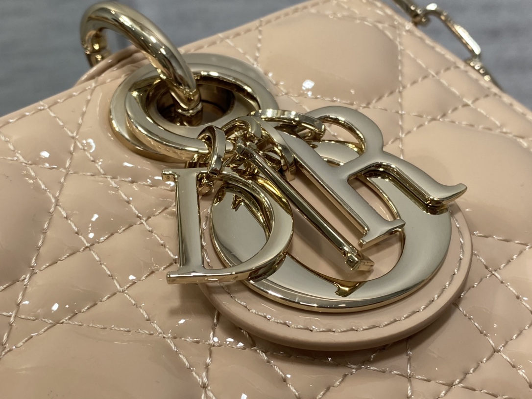 SMALL LADY D-JOY BAG