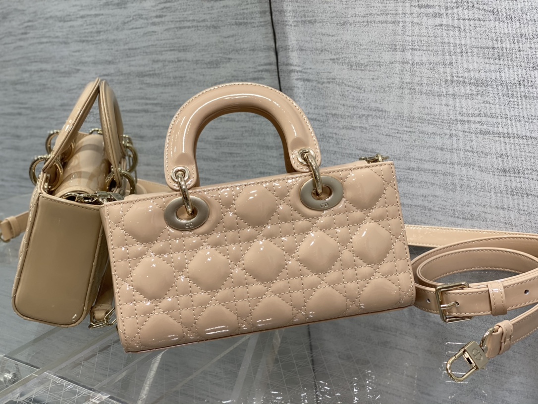 SMALL LADY D-JOY BAG