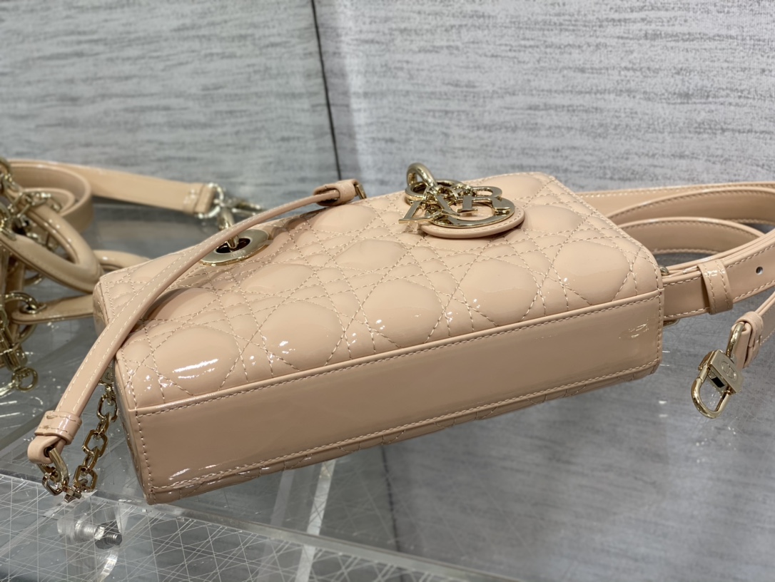 SMALL LADY D-JOY BAG
