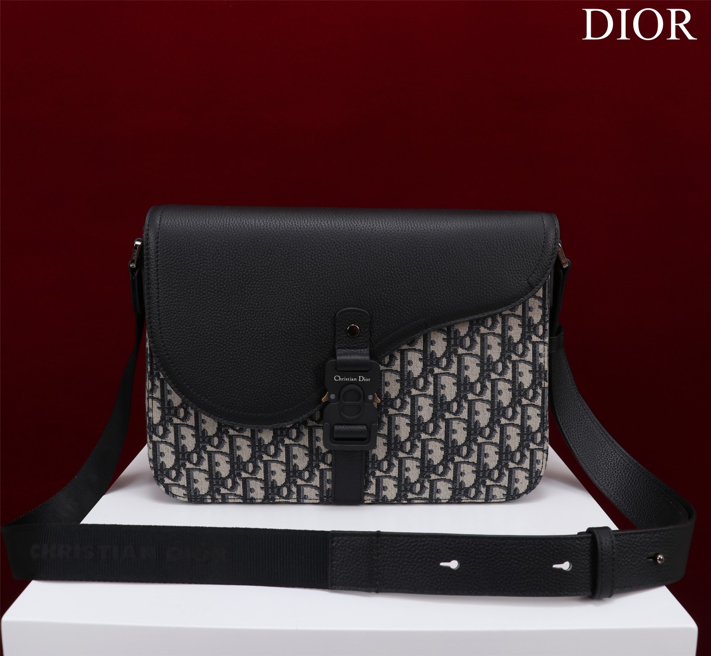 D*or saddle pouch