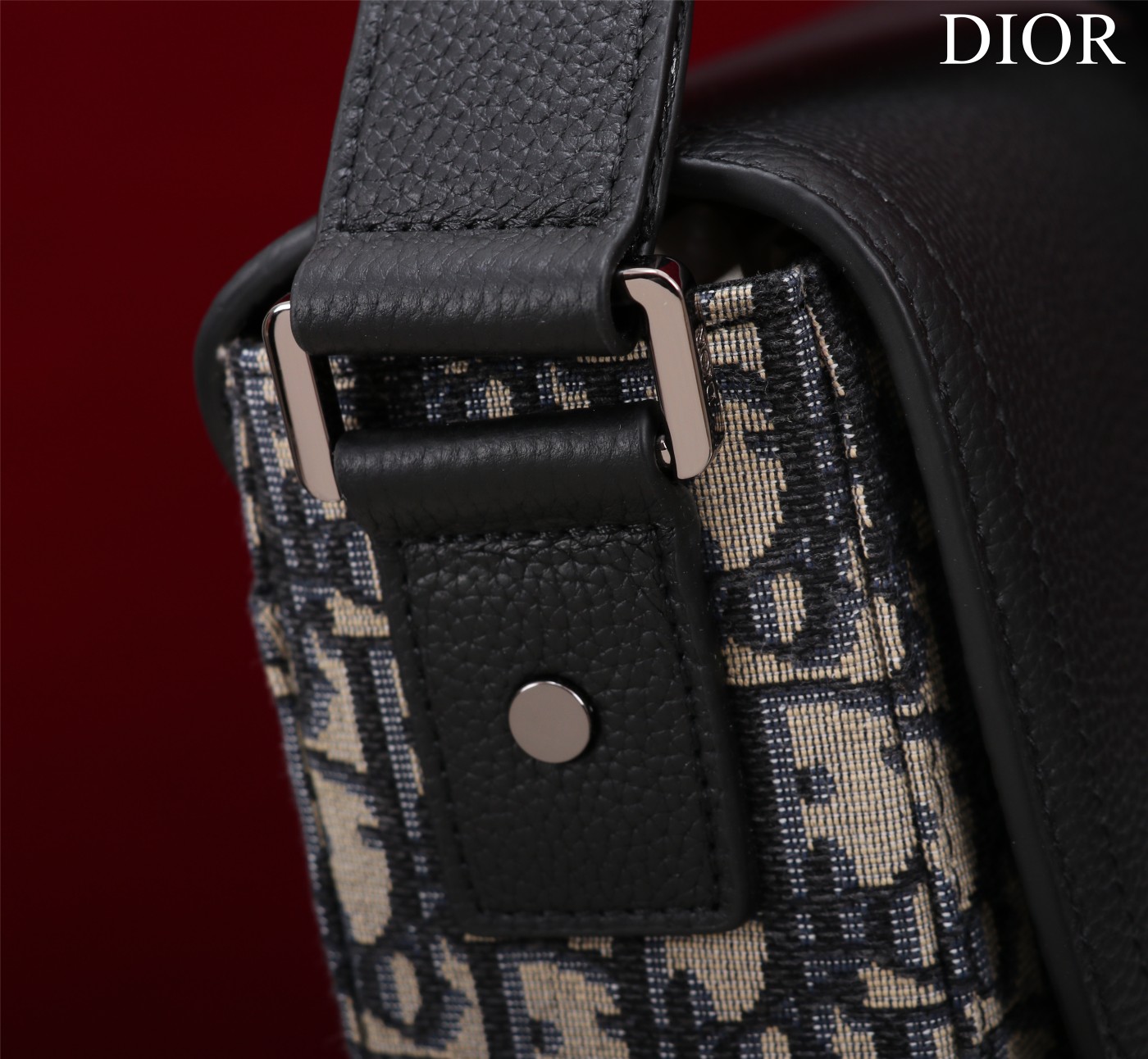 D*or saddle pouch