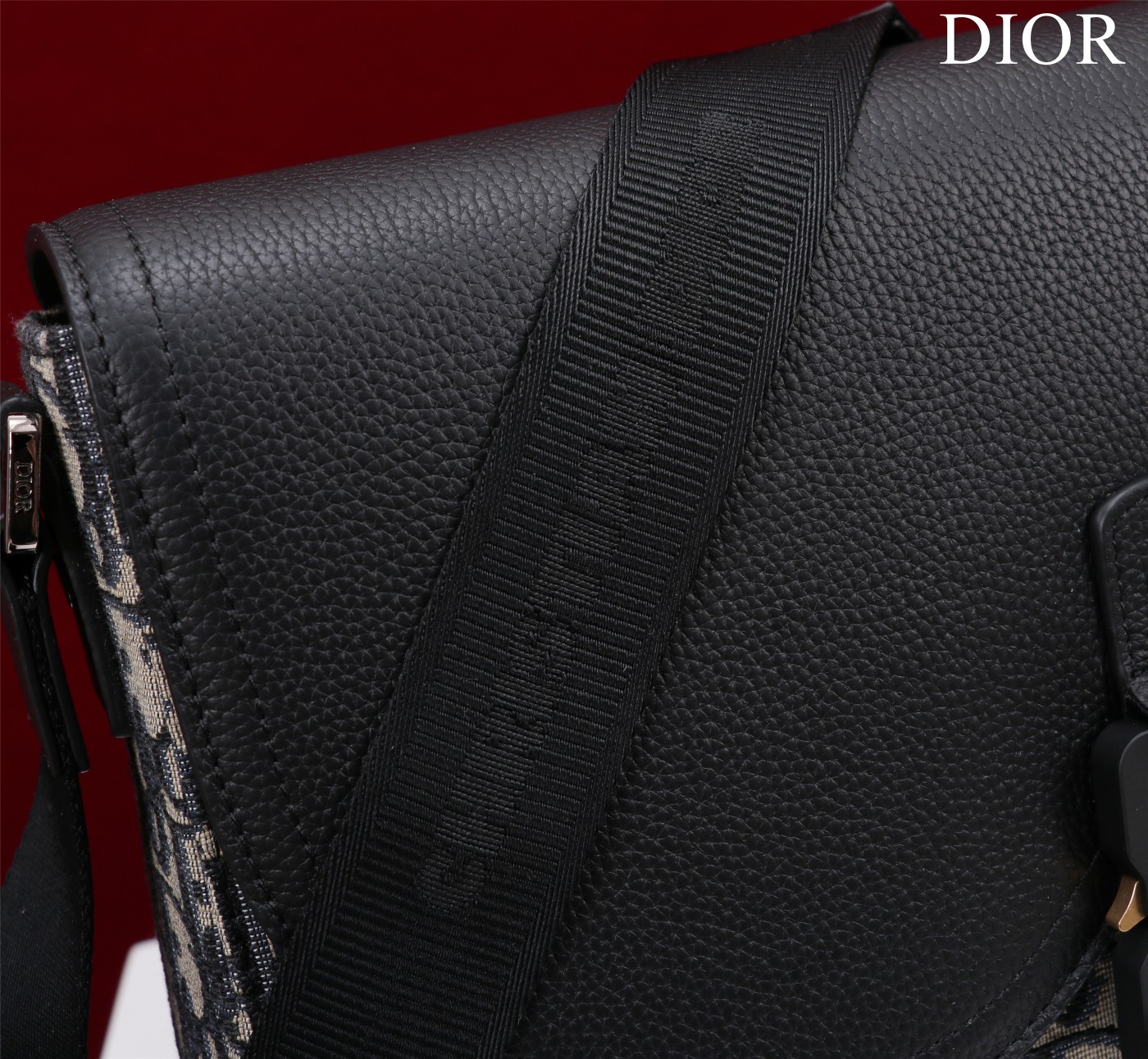 D*or saddle pouch