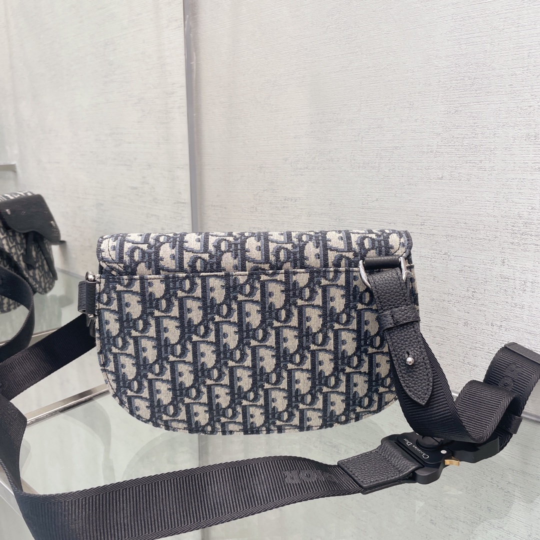D*or oblique saddle pouch