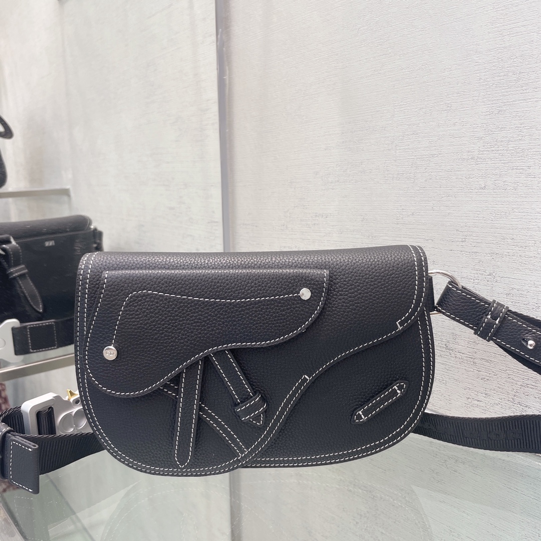 D*or oblique saddle pouch