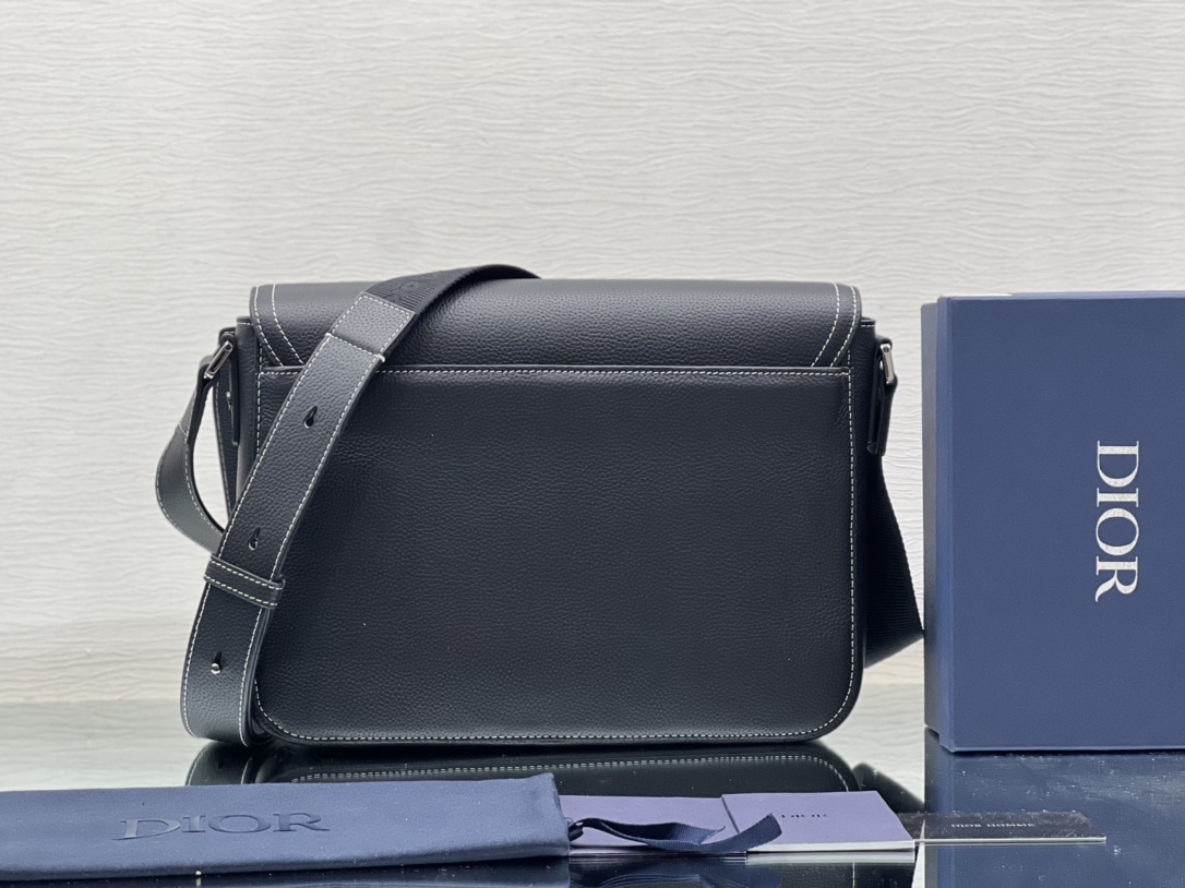 D*or saddle pouch