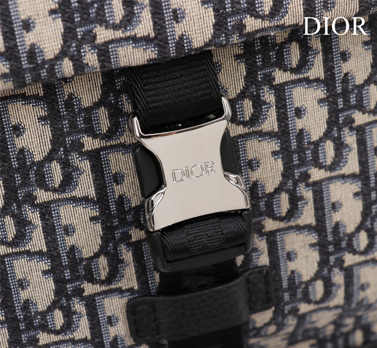 D*or explorer backpack