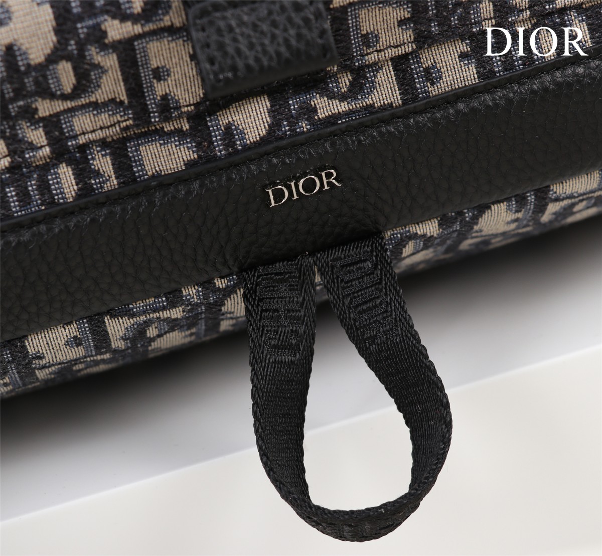 D*or explorer backpack