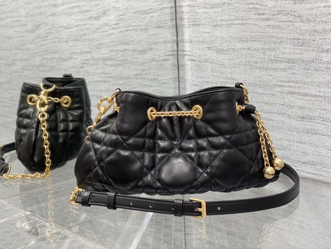 small D*or ammi bag