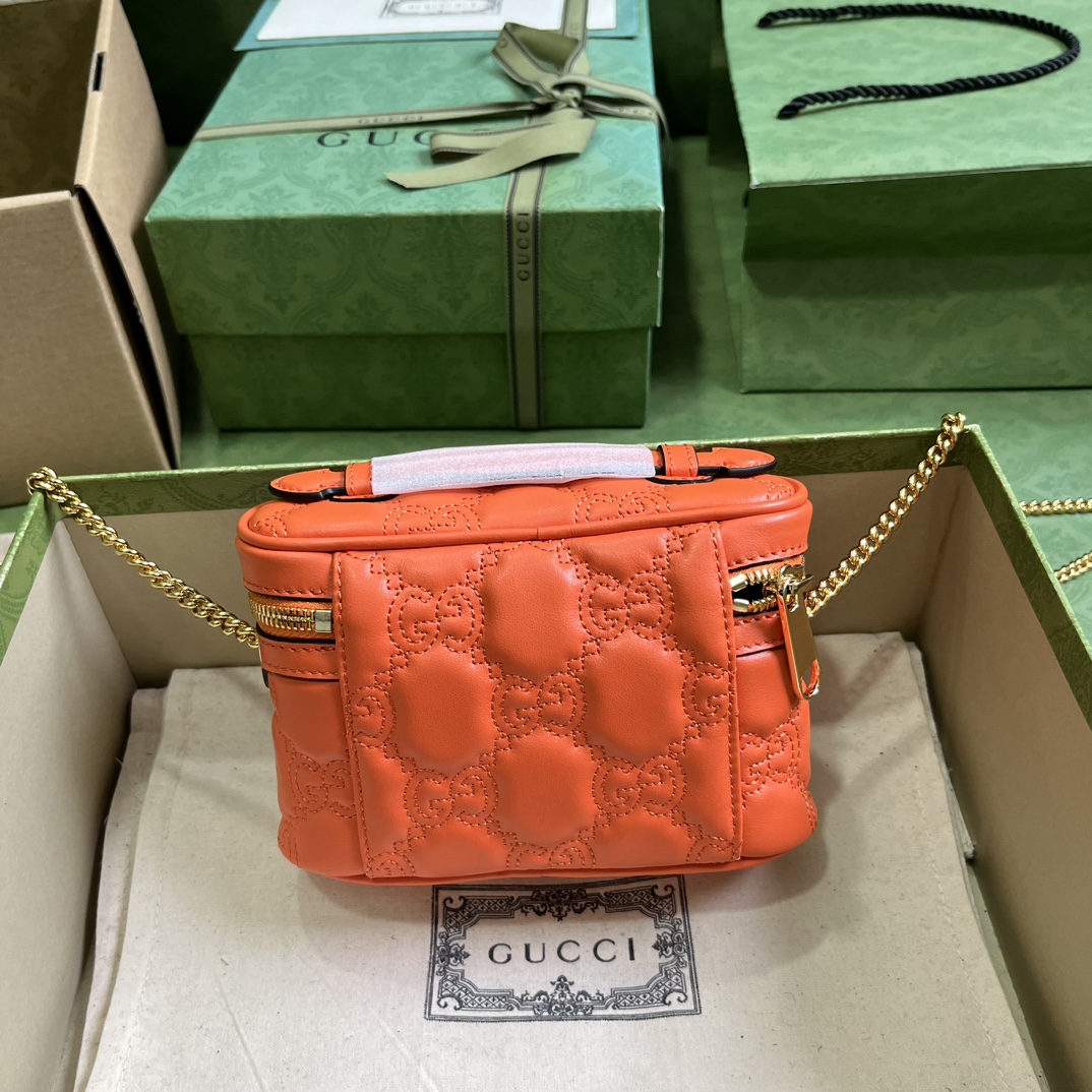G*u*i gg matelassÉ top handle mini bag