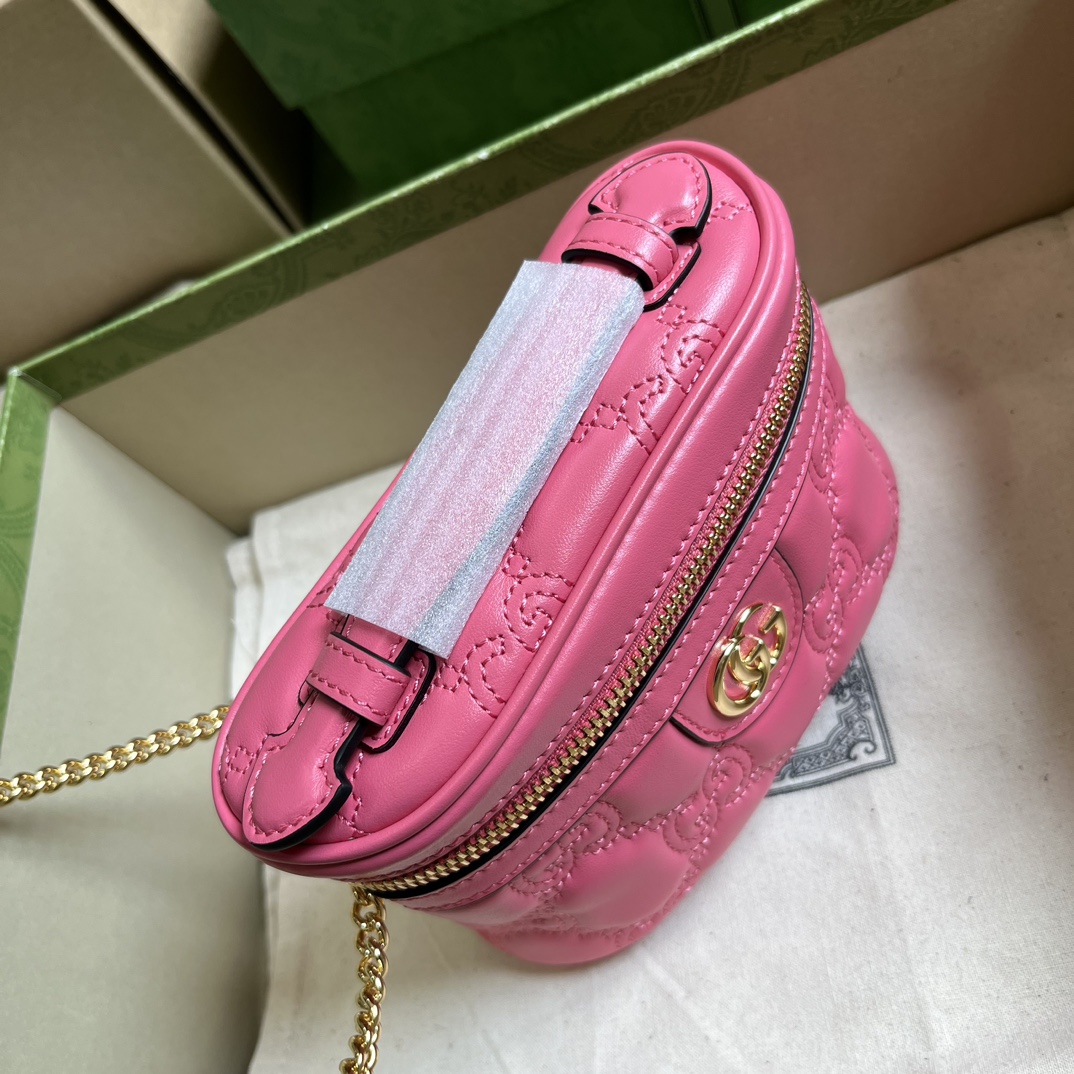 G*u*i gg matelassÉ top handle mini bag