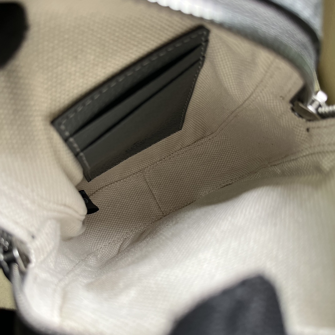 G*u*i ophidia gg mini bag