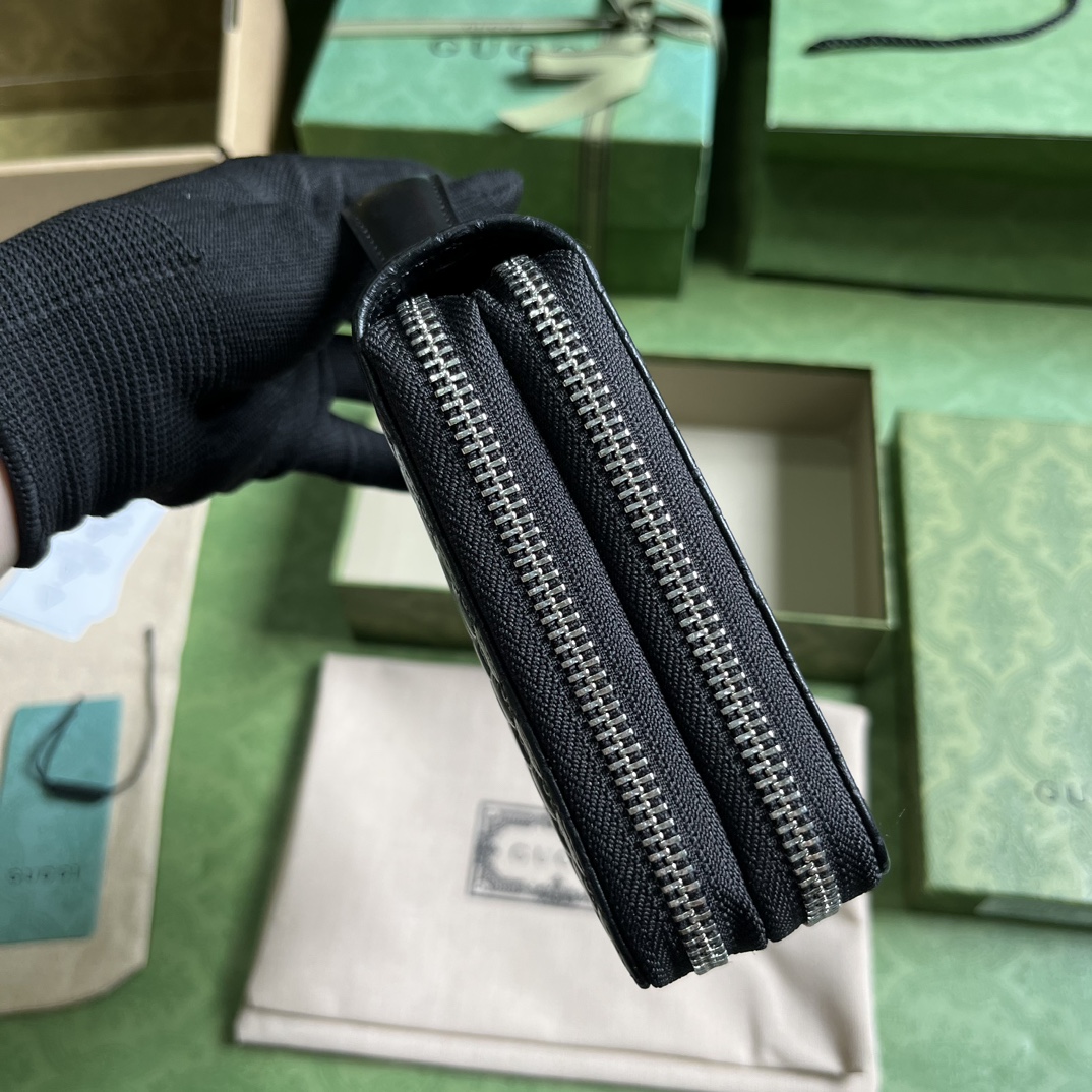 G*u*i jumbo gg travel document case