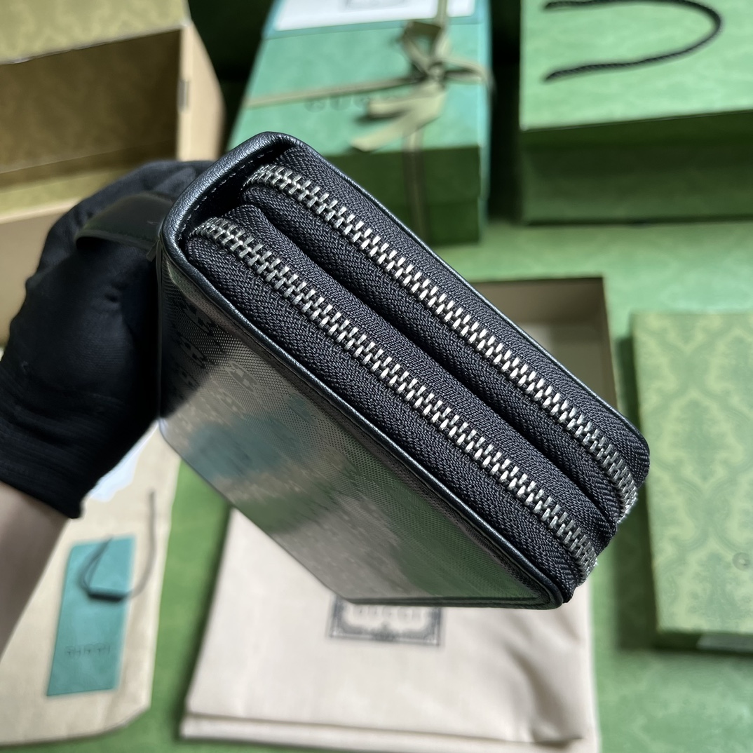 G*u*i jumbo gg travel document case
