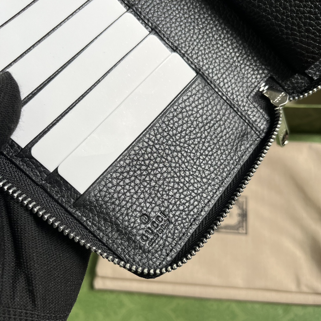 G*u*i jumbo gg zipped leather wallet