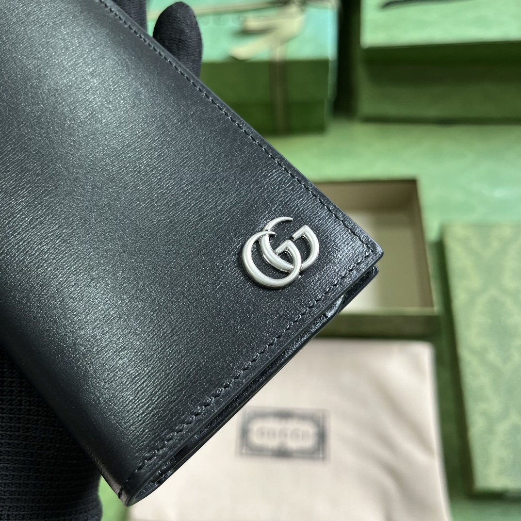 G*u*i  long wallet