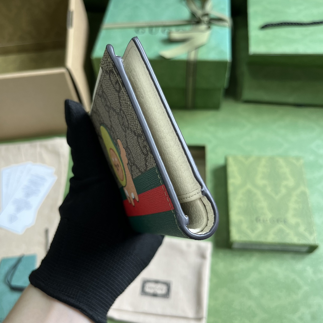 G*u*i animal print long wallet