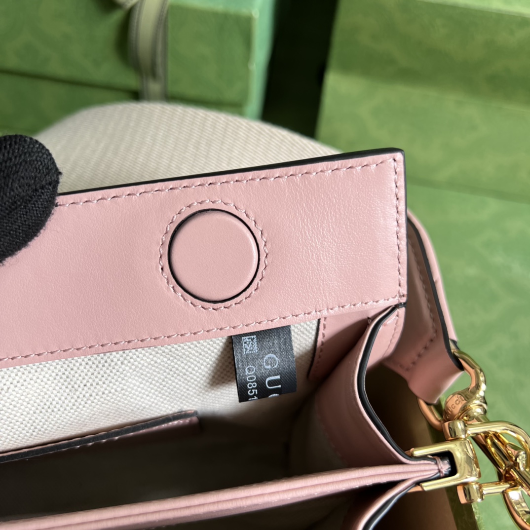 G*u*i gg matelassÉ small bag
