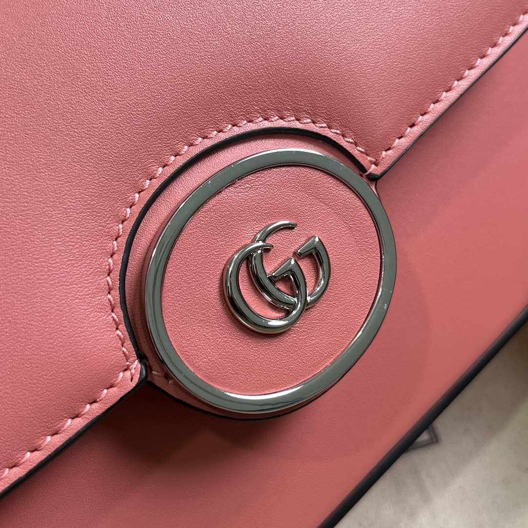 G*u*i petite gg mini shoulder bag