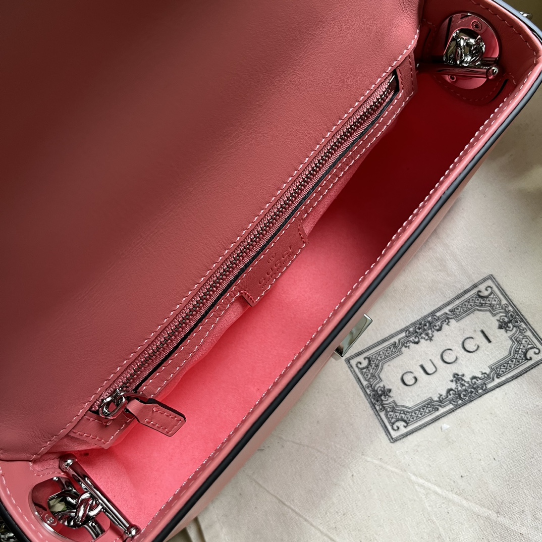 G*u*i petite gg mini shoulder bag