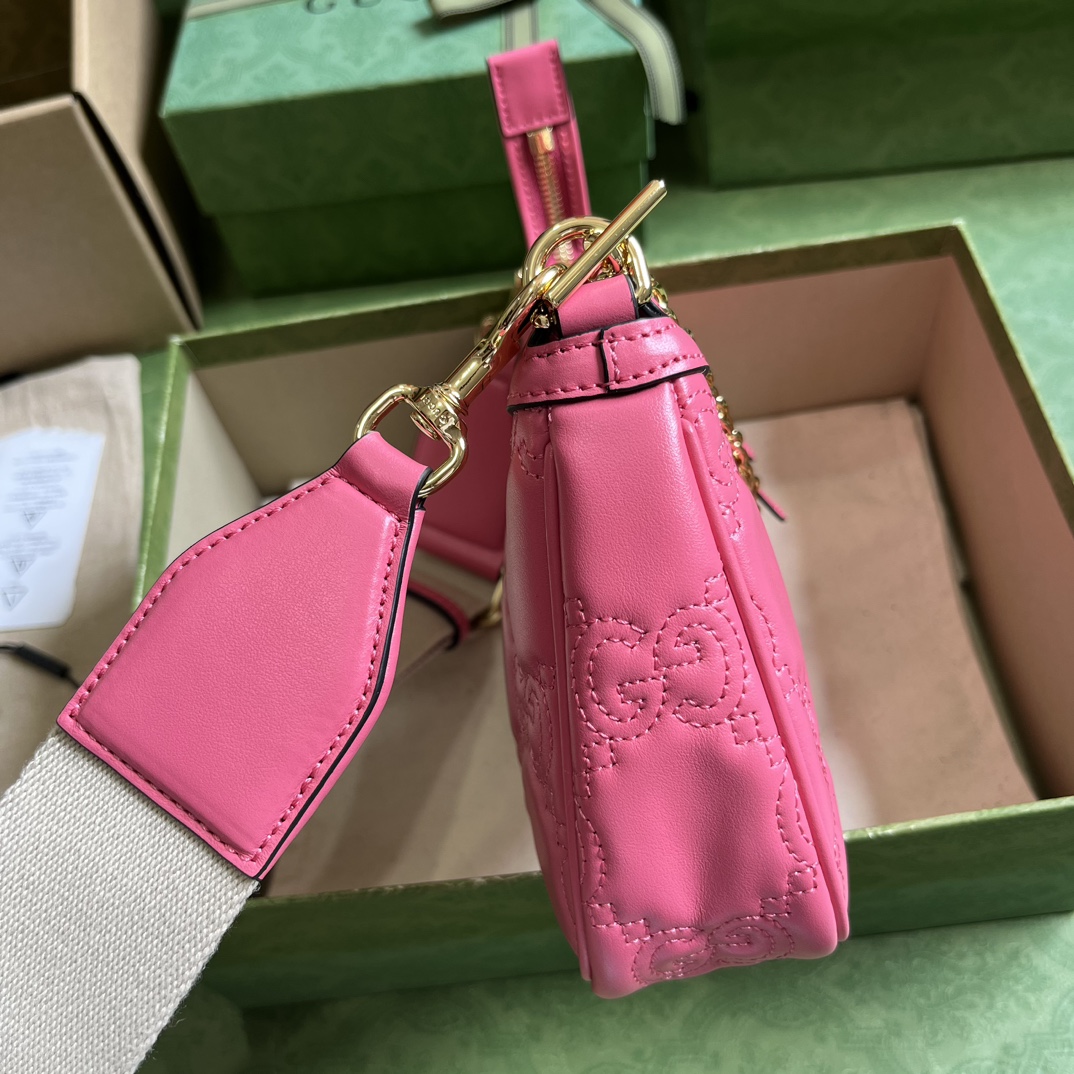 G*u*i matelassé handbag
