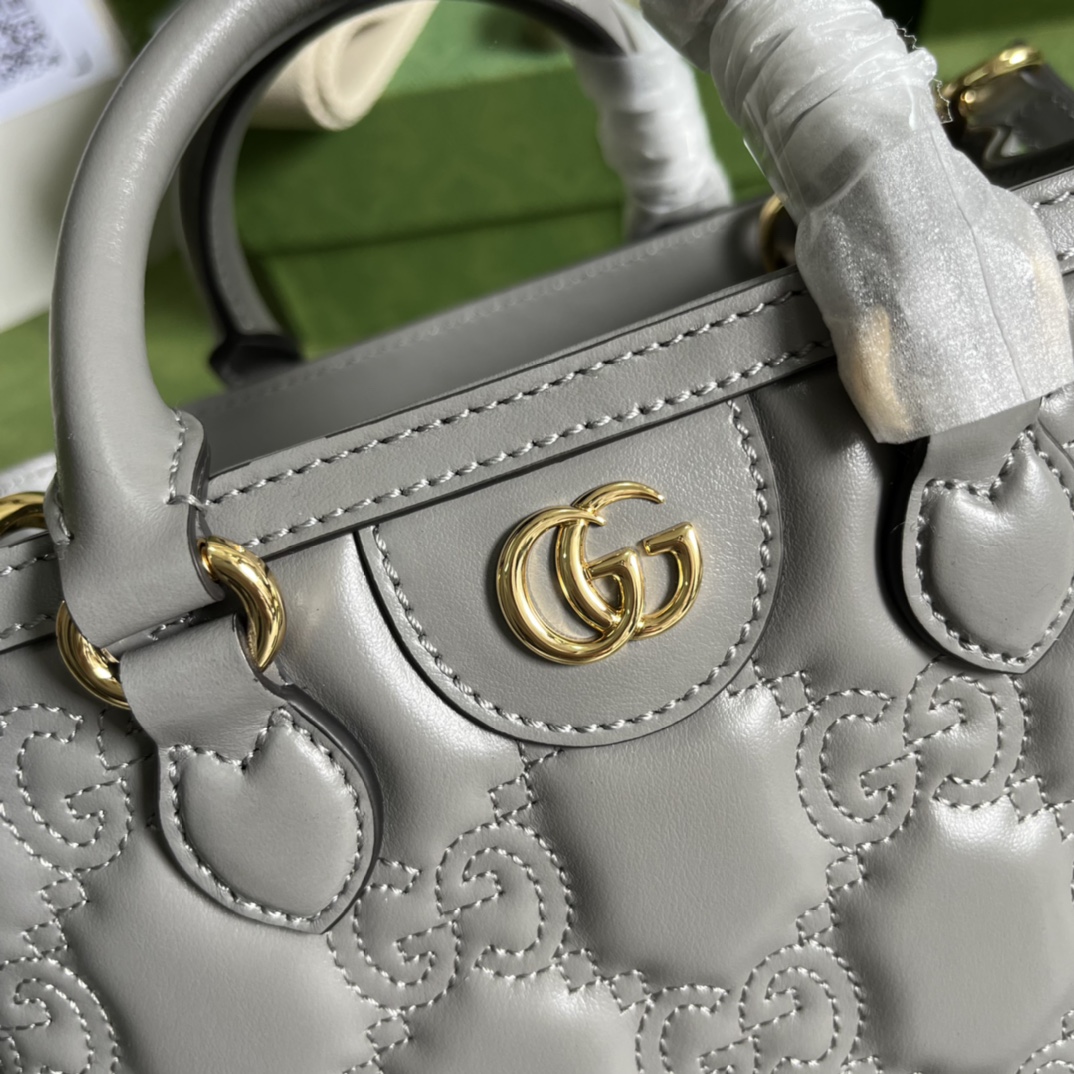 G*u*i gg matelassÉ mini top handle bag
