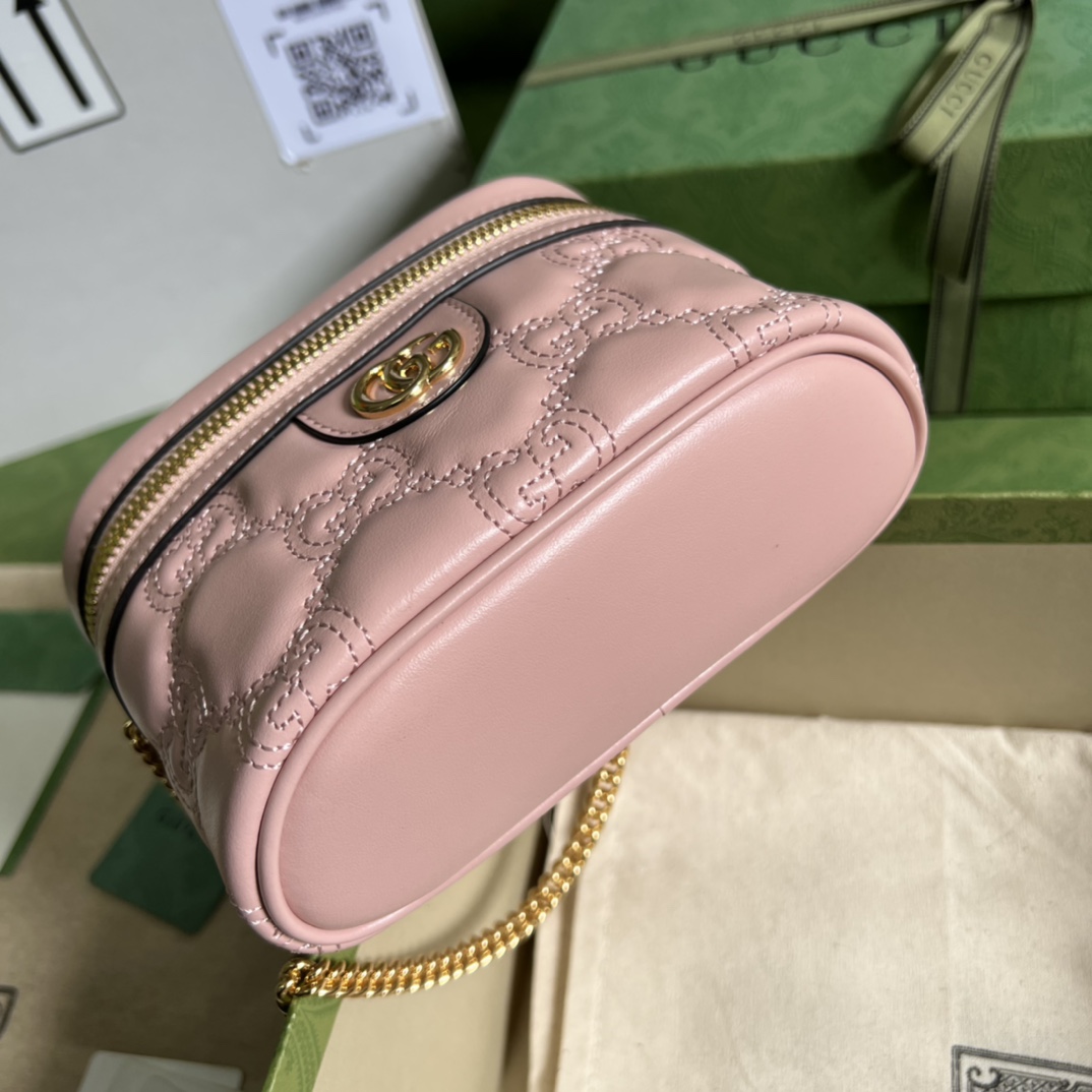 G*u*i gg matelassÉ top handle mini bag