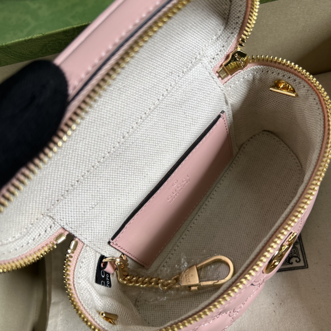 G*u*i gg matelassÉ top handle mini bag