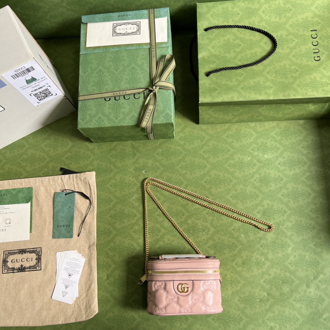 G*u*i gg matelassÉ top handle mini bag