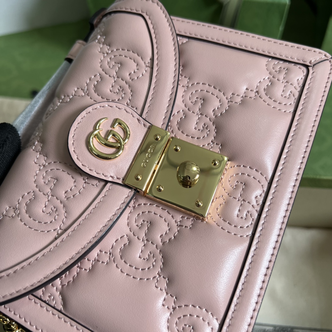 G*u*i gg matelassÉ small top handle bag