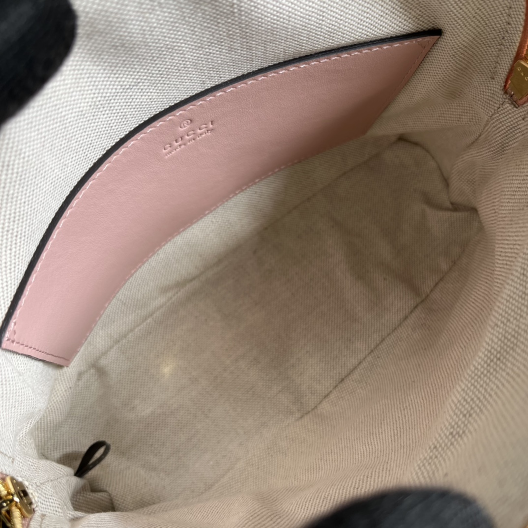 G*u*i gg matelassÉ small bag