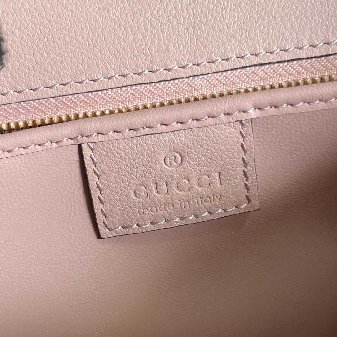 G*u*i blondie top-handle bag